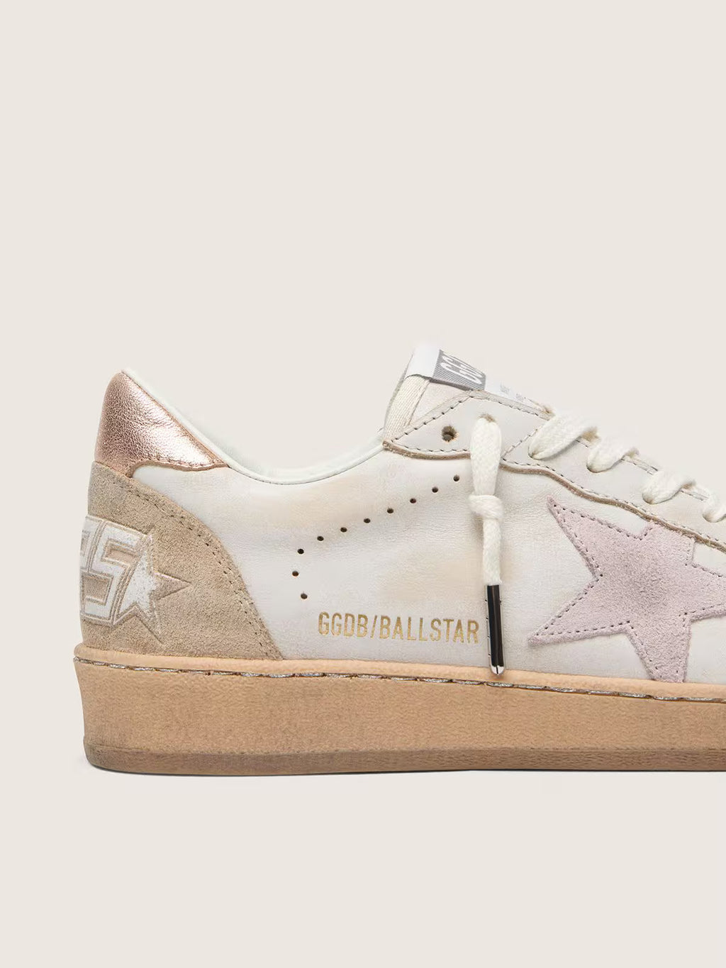 Ball Star avec étoile en daim rose, bords à paillettes argentées et contrefort or rose